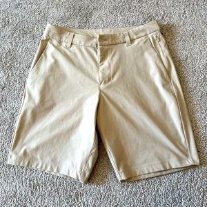 Size 31 Men’s Lululemon Khaki Shorts